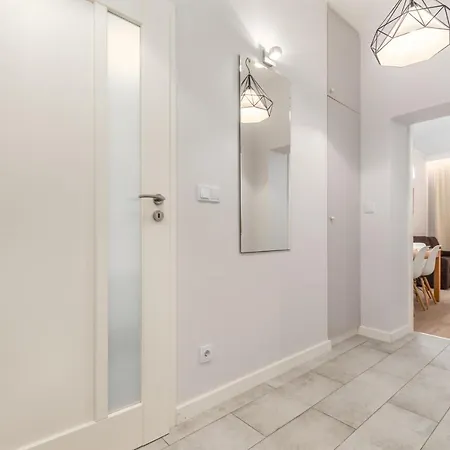 Old Town 2 By Renters Apartment *